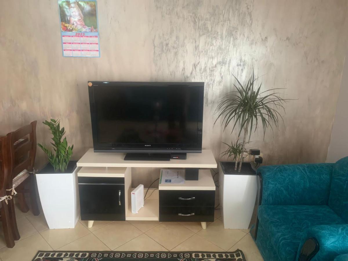 Guest House Fier Zewnętrze zdjęcie